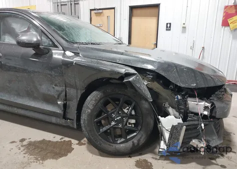 2025 Kia K5 Lxs z USA, uszkodzony, nr VIN KNAG24J78S5294973